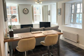 Harbour Haven - Central 1-Bedroom, Cosy Apartment in Weymouth